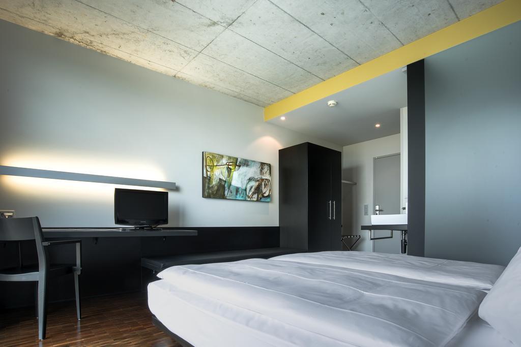 Hotel Kreuzlingen Am Hafen Extérieur photo