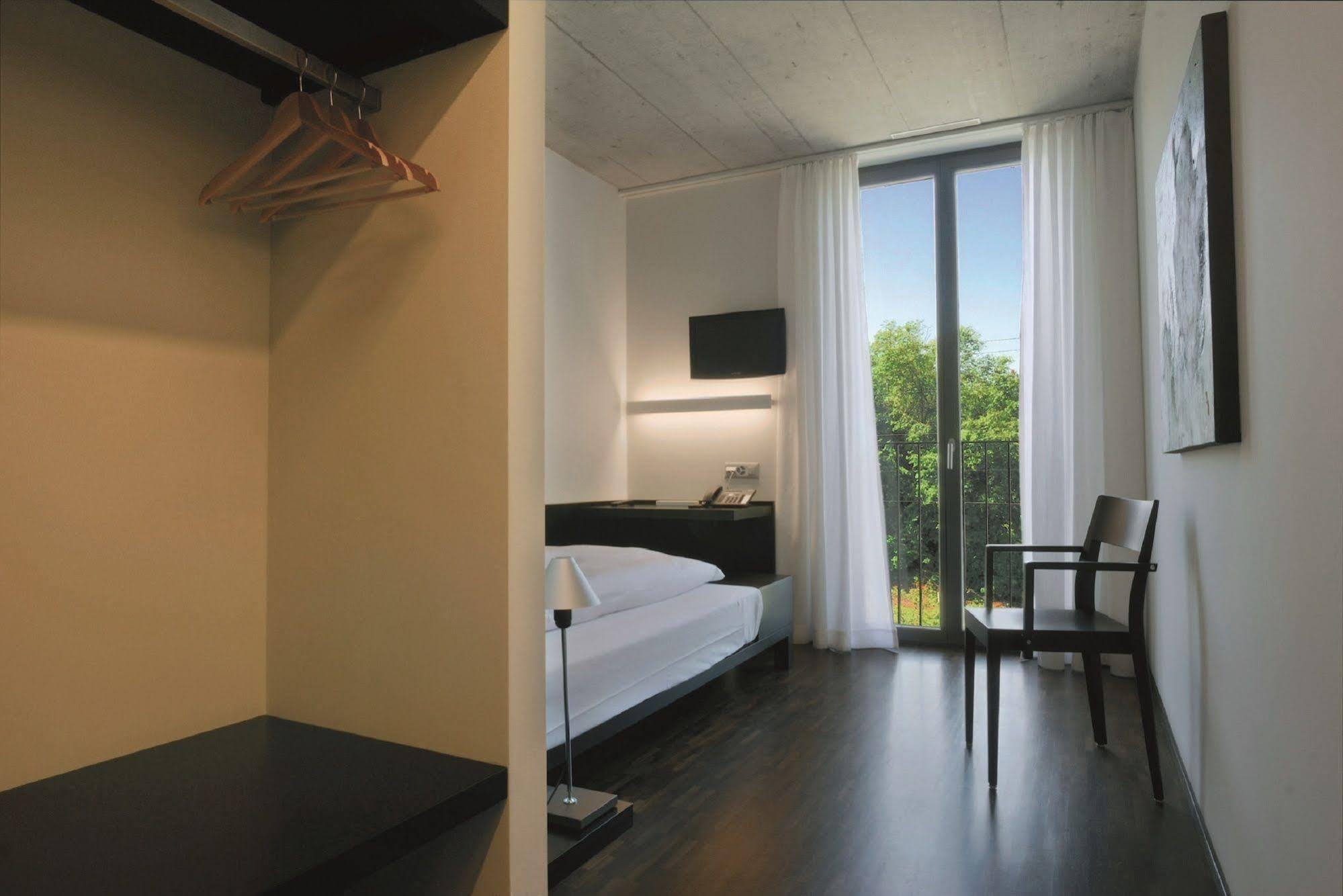 Hotel Kreuzlingen Am Hafen Extérieur photo
