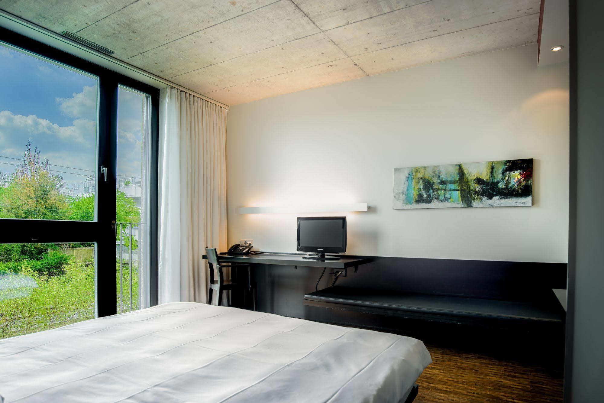 Hotel Kreuzlingen Am Hafen Extérieur photo